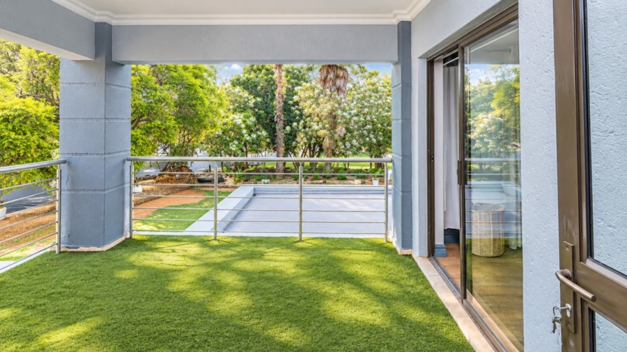 3 Bedroom Property for Sale in WestLake Country Safari Estate North West